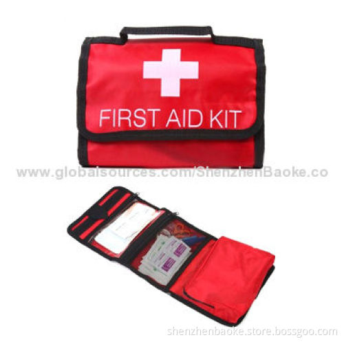 Family all purpose wholesale first-aid kit with multiple pockets